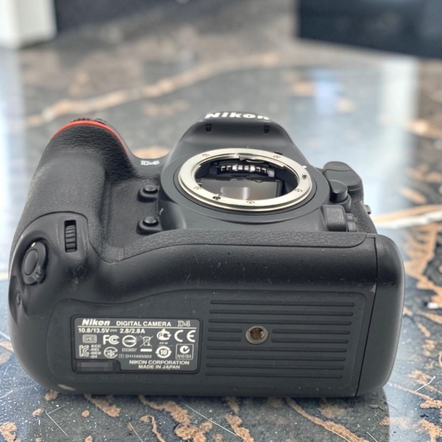 ニコン D4 ボディの中古 (良品)・¥89,440 売り切れ by いなせ