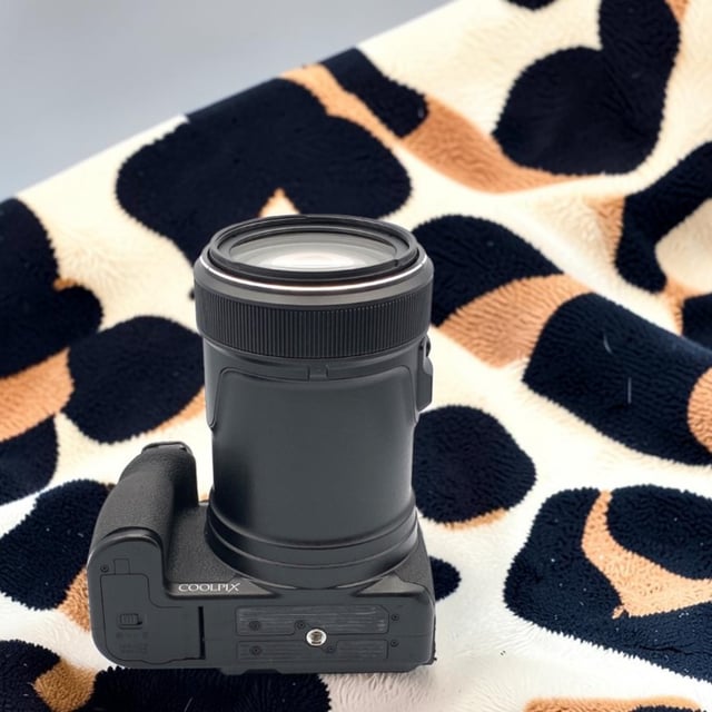 COOLPIX P1000