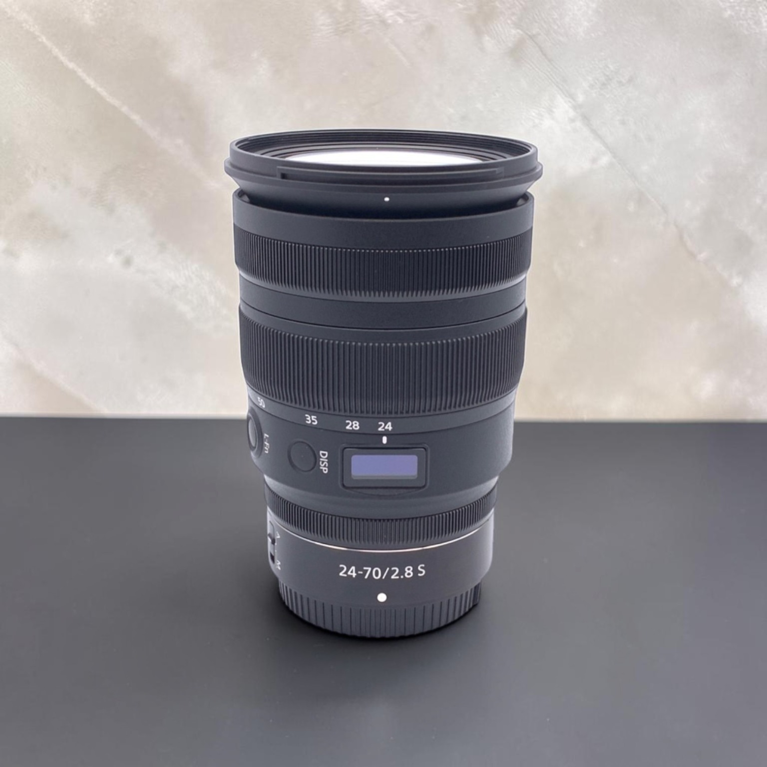 ニコン NIKKOR Z 24-70mm f/2.8 Sの中古 (美品)・¥188,300 by よぎり