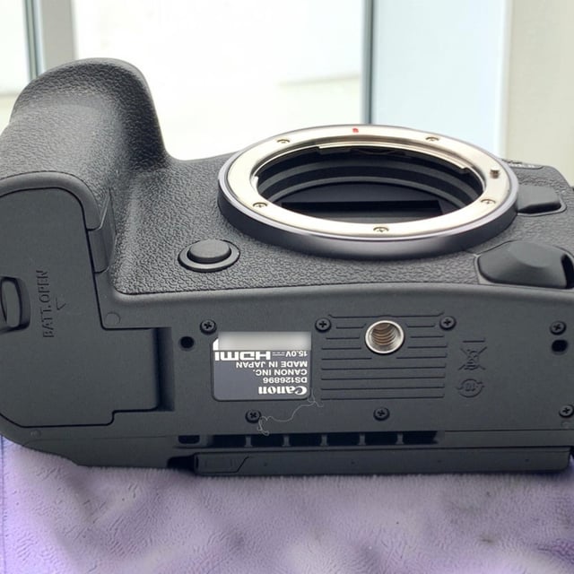 EOS R5 Mark II ボディ