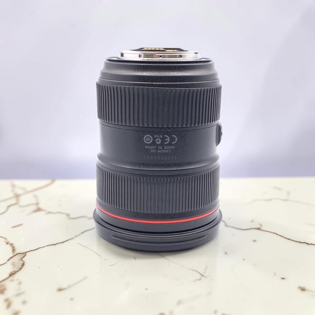 EF 24-70mm F2.8L II USM
