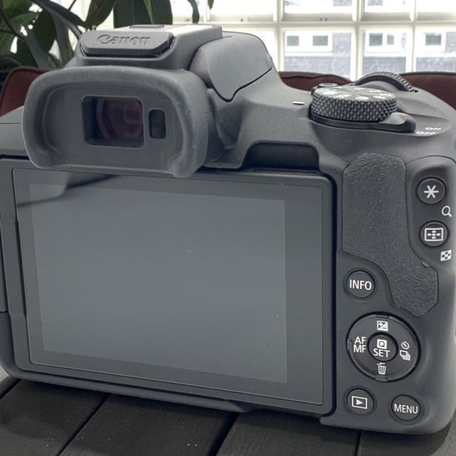 EOS R50 ボディ