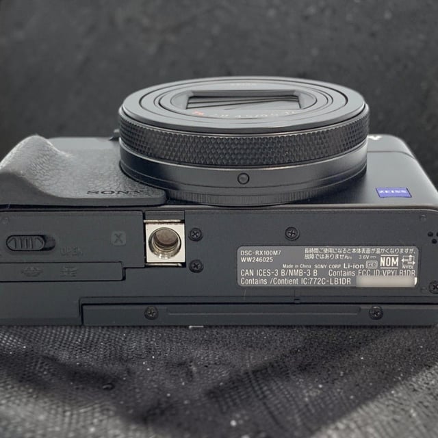 サイバーショット RX100 VII(DSC-RX100M7)