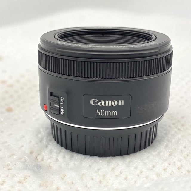 EF 50mm F1.8 STM