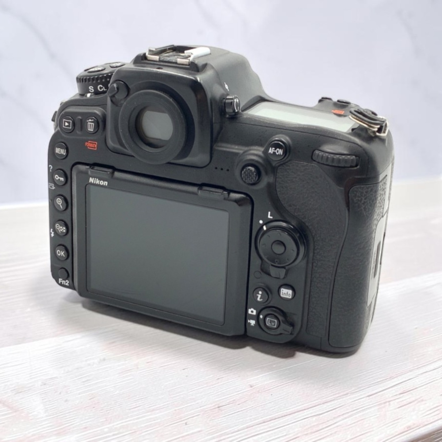 ニコン D500 ボディの新品/中古の在庫一覧 | みんなのカメラ
