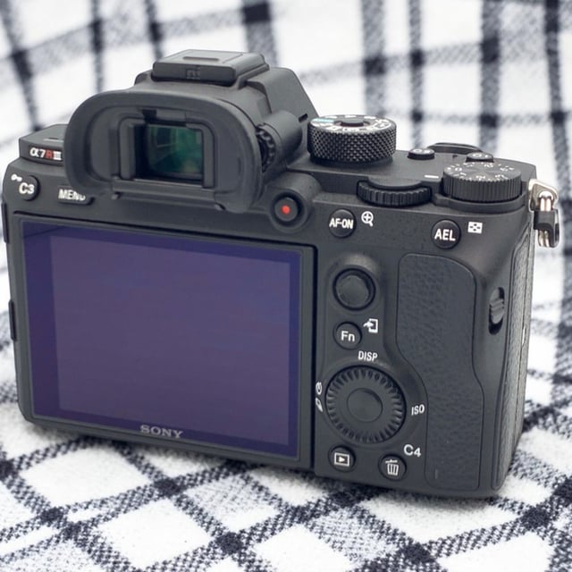 α7R III ILCE-7RM3 ボディ