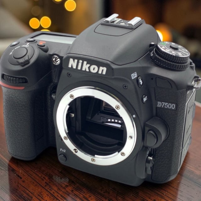 D7500 ボディ