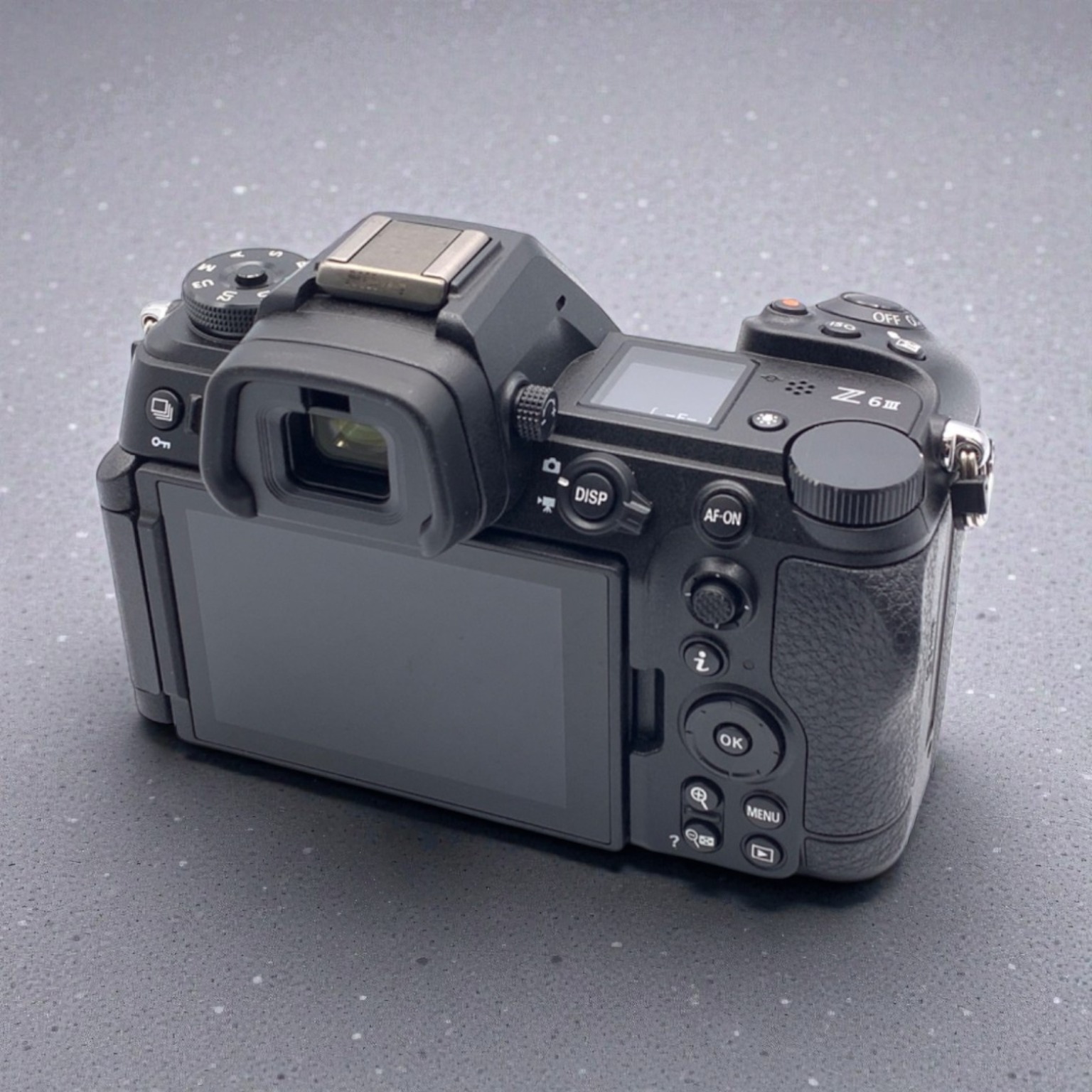 ニコン Z6III ボディの中古 (美品)・¥264,200 | みんなのカメラ