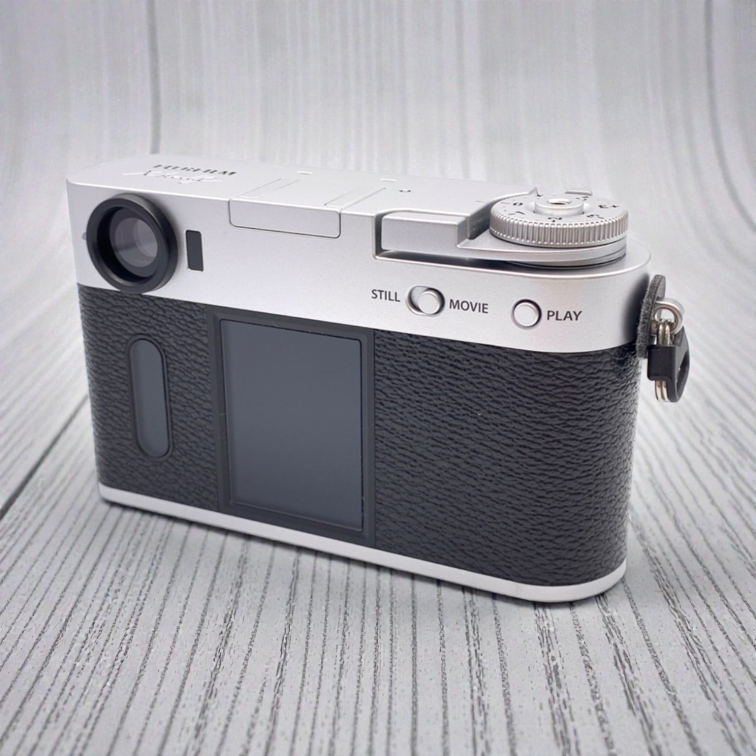 富士フイルム X‑Half(X-HF1) 