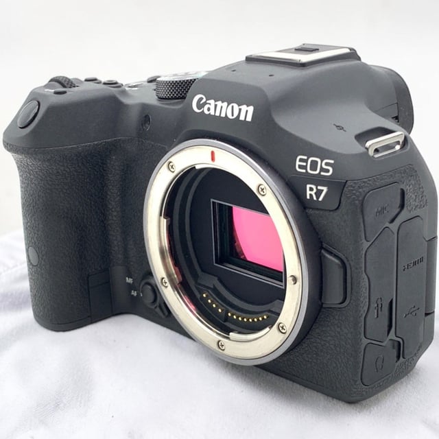 EOS R7 ボディ
