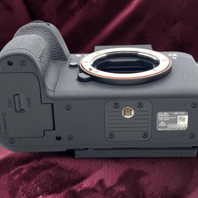 α9 III ILCE-9M3 ボディ
