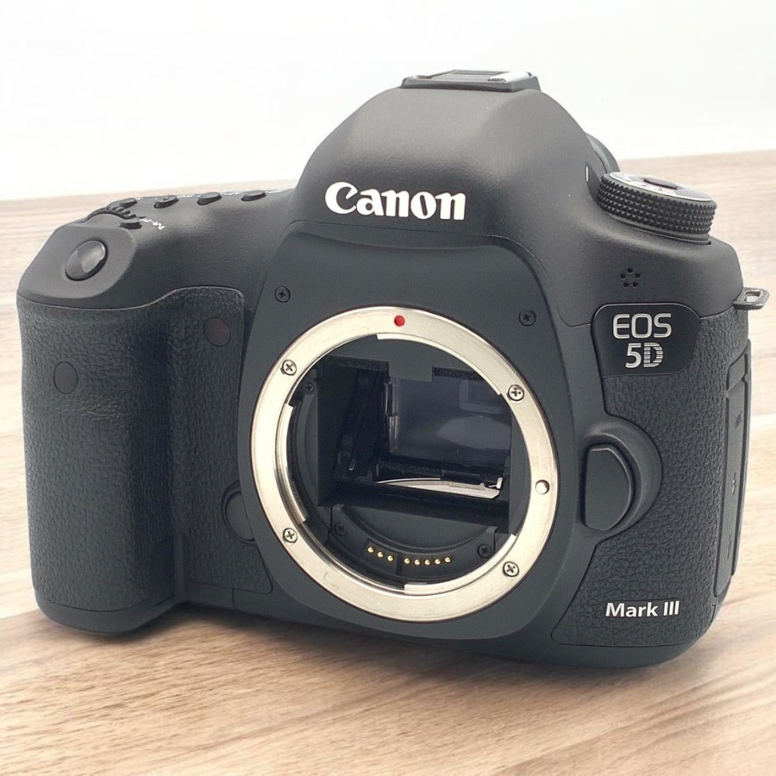 Canon EOS 5D Mark III ボディの中古 (美品)・¥58,870 | みんなのカメラ