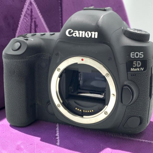 EOS 5D Mark IV ボディ