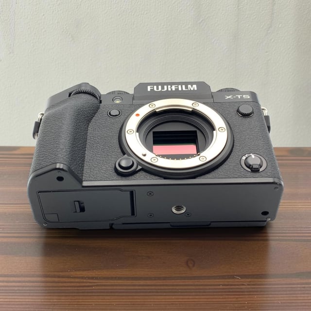 X-T5 ボディ 日英2言語設定モデル