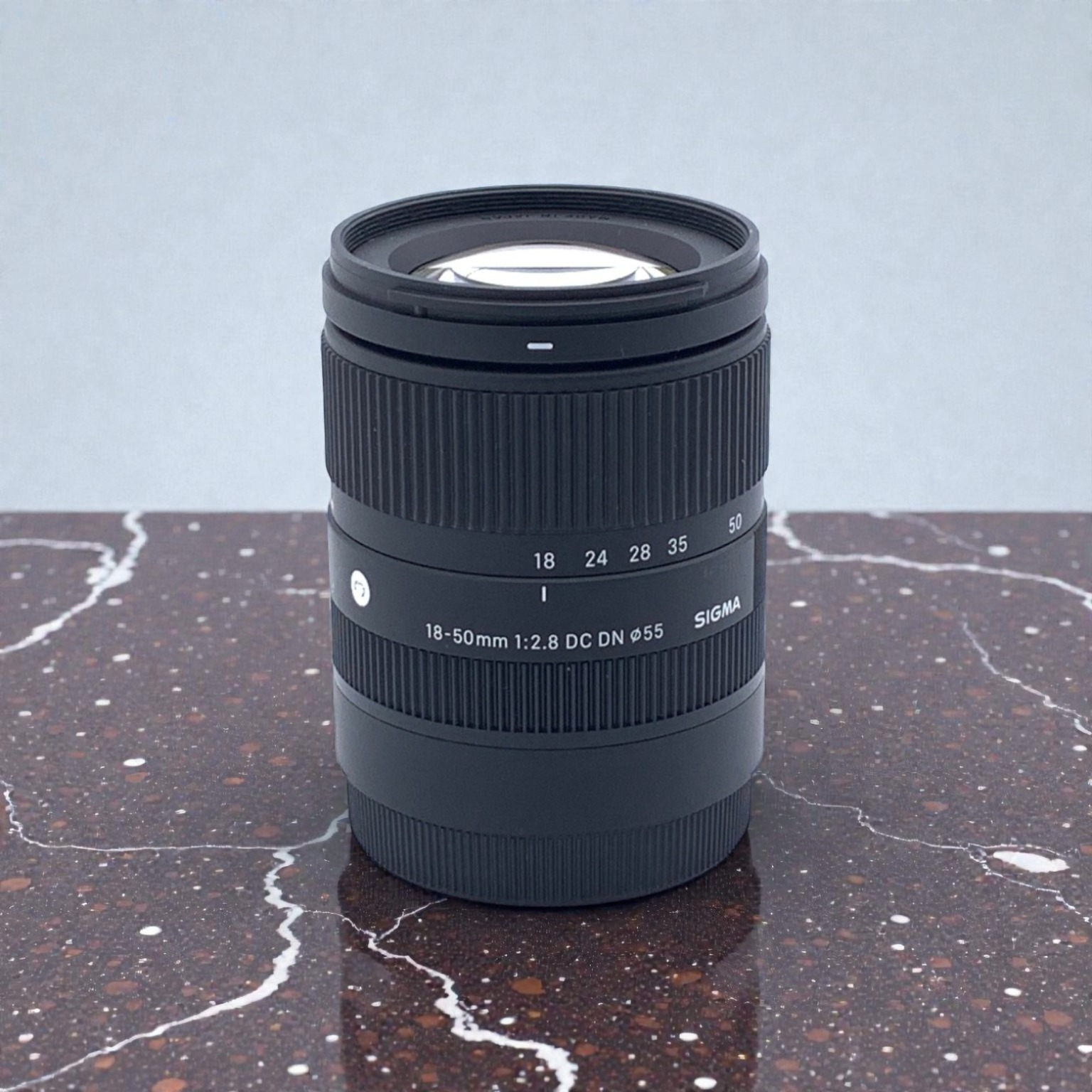 シグマ 18-50mm F2.8 DC DN ソニーE用の中古 (美品)・¥59,060