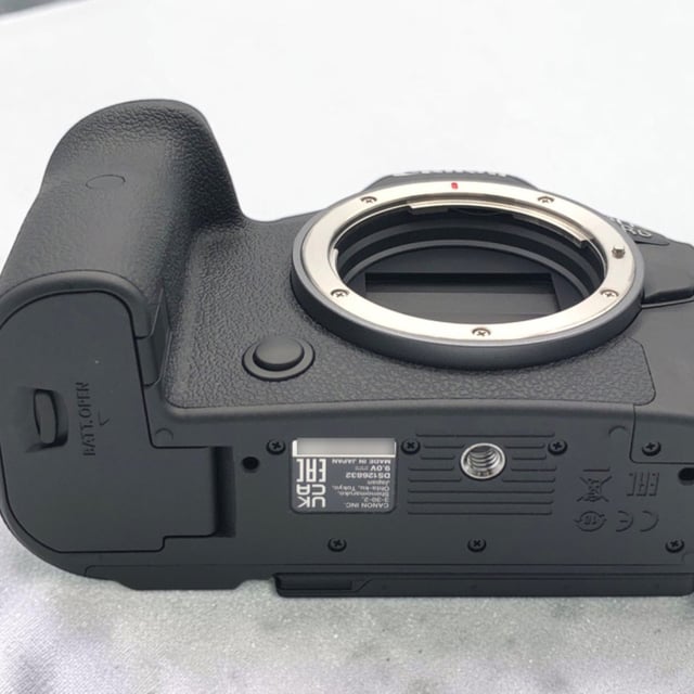 EOS R6 ボディ