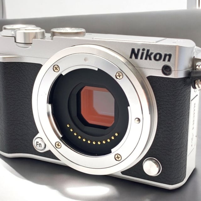 Nikon 1 J5 ボディ