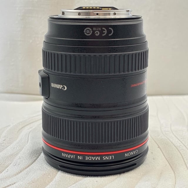 EF 24-105mm F4L IS USM