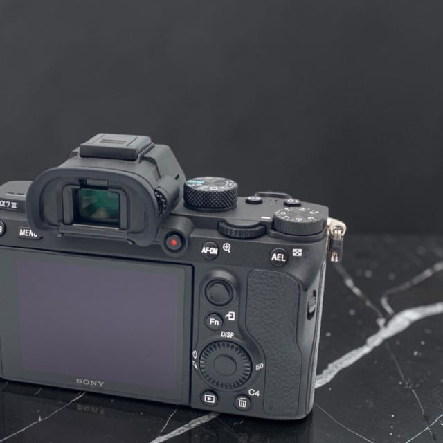 α7 III ILCE-7M3 ボディ