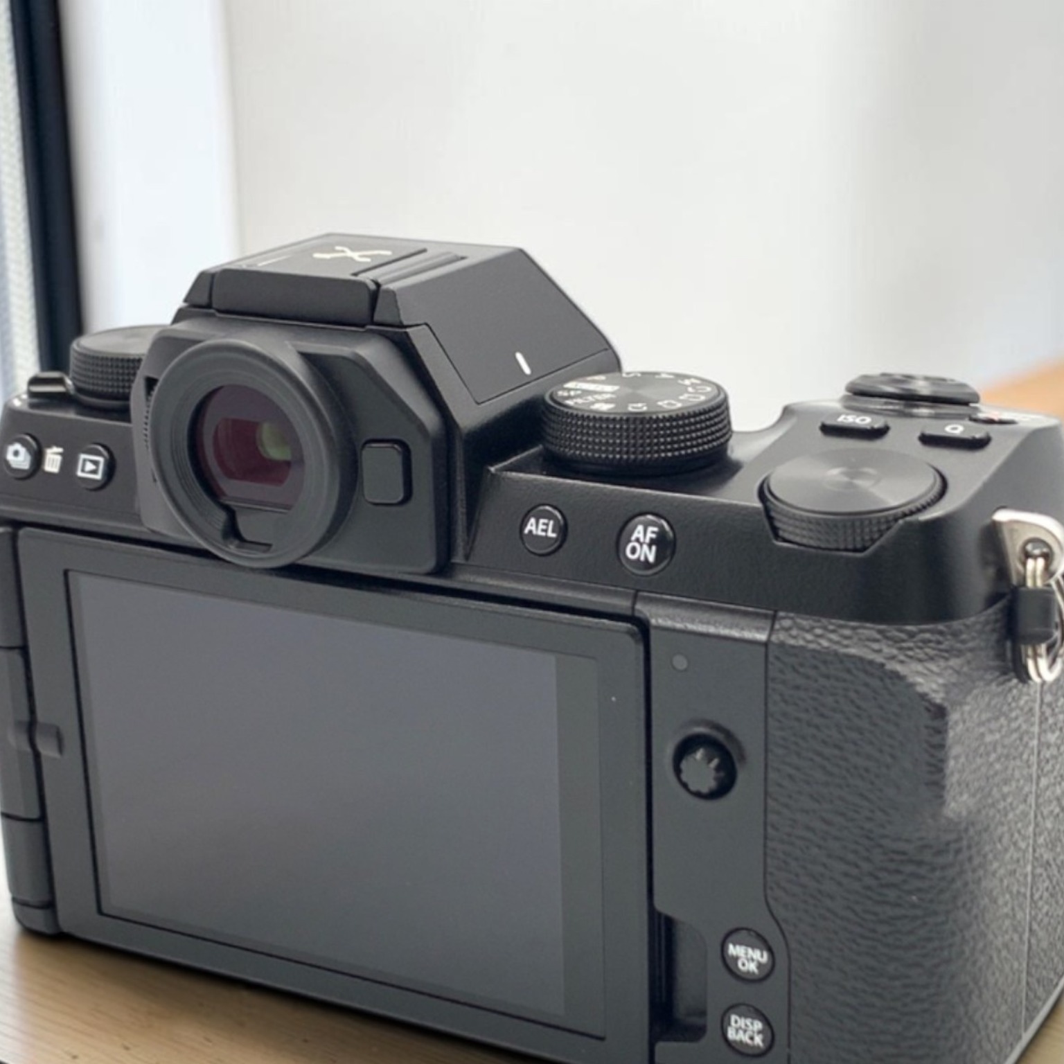 富士フイルム X-S10 ボディの中古 (美品)・¥113,800 by るのは