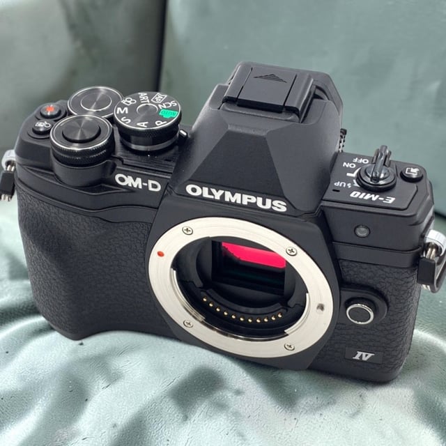 OM-D E-M10 Mark IV ボディ "ブラック"