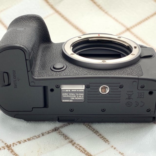 EOS R6 ボディ