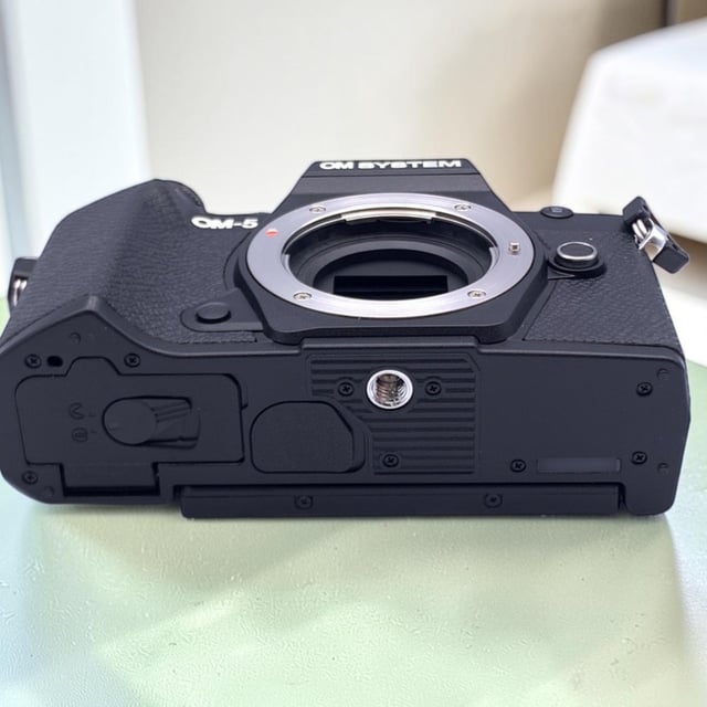 OM-5 ボディ