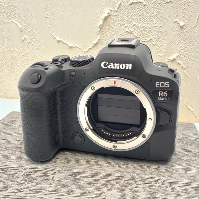 EOS R6 Mark II ボディ