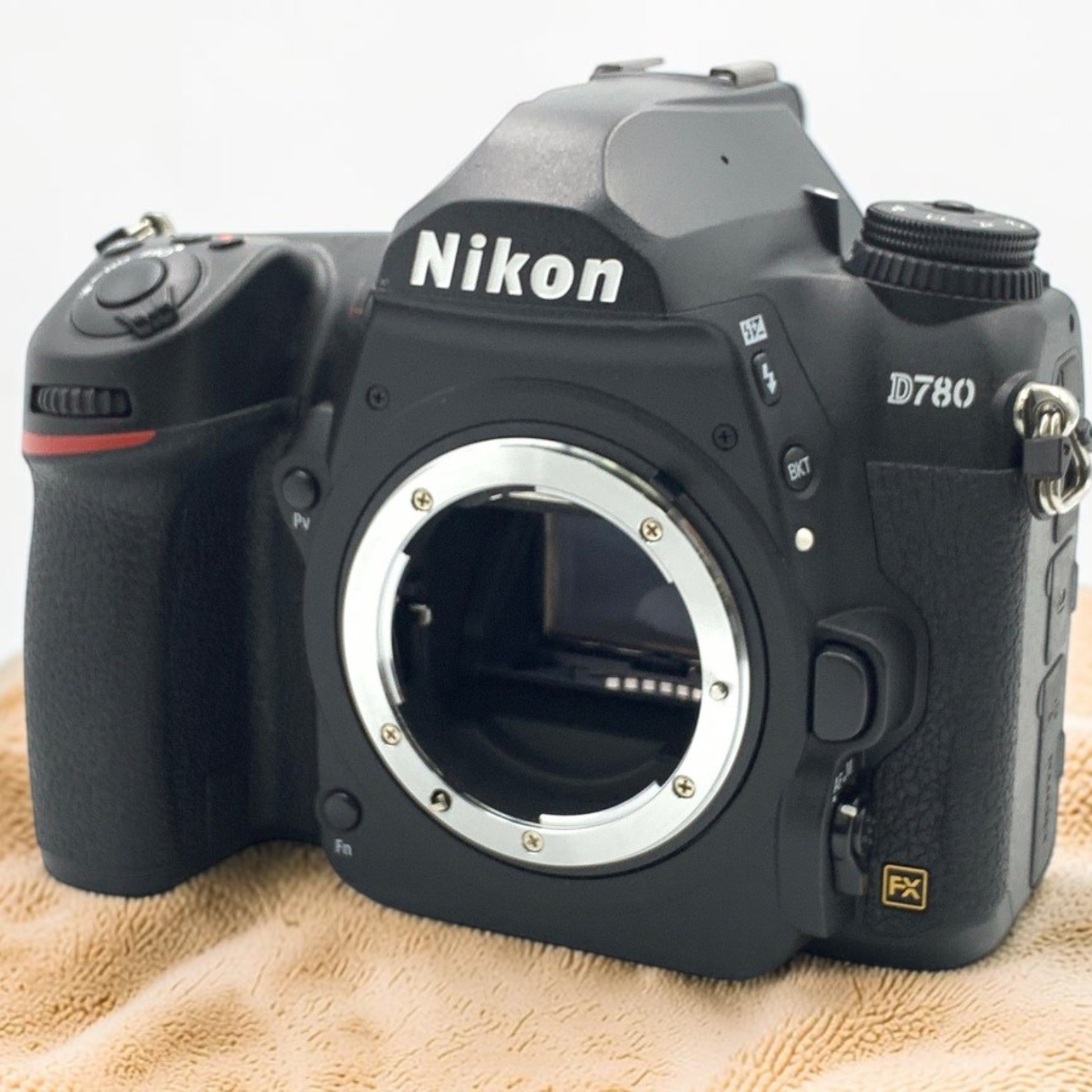 ニコン D7500 ボディの新品/中古の在庫一覧 | みんなのカメラ