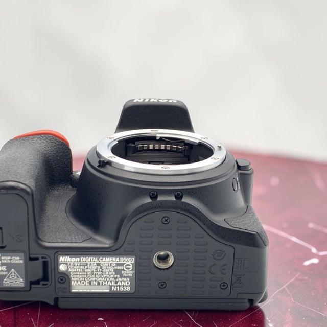 D5600 ボディ