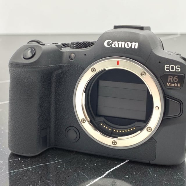 EOS R6 Mark II ボディ