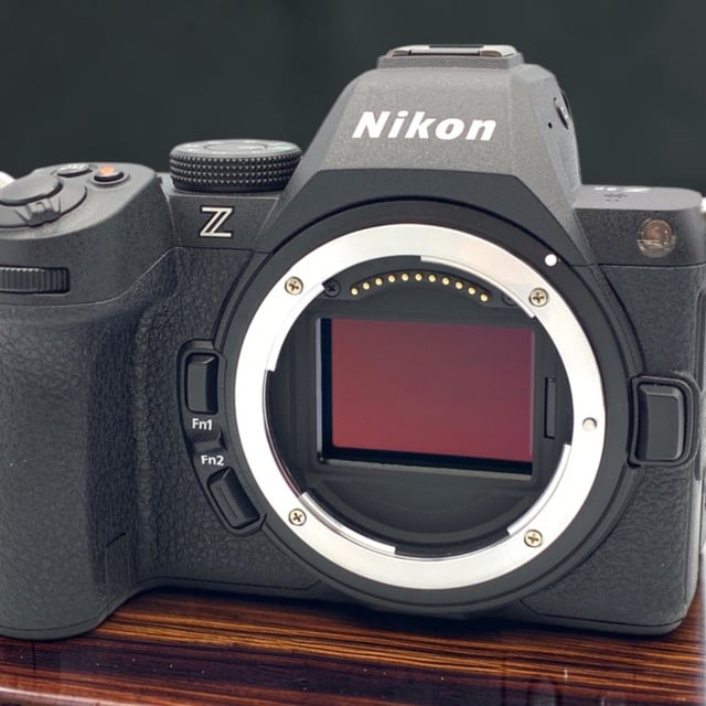 Z5II ボディ