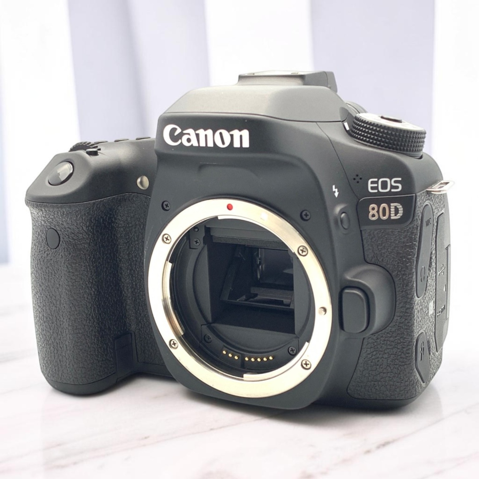 Canon EOS 80D ボディの中古 (美品)・¥52,320 by るんね | みんなのカメラ
