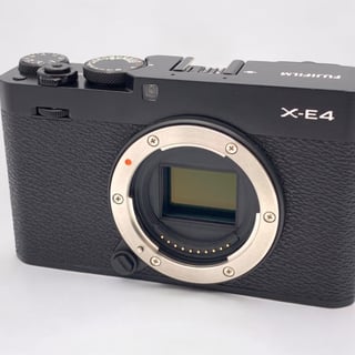 X-E4 ボディ "ブラック"
