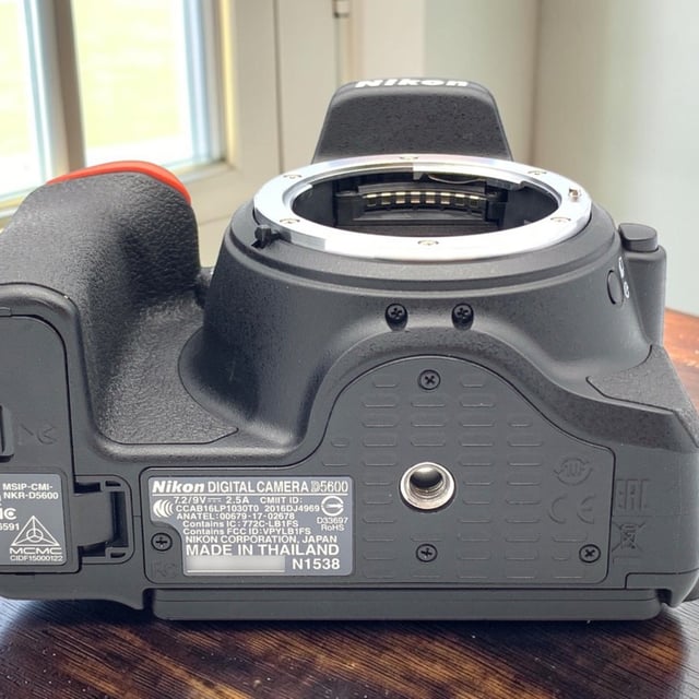 D5600 ボディ