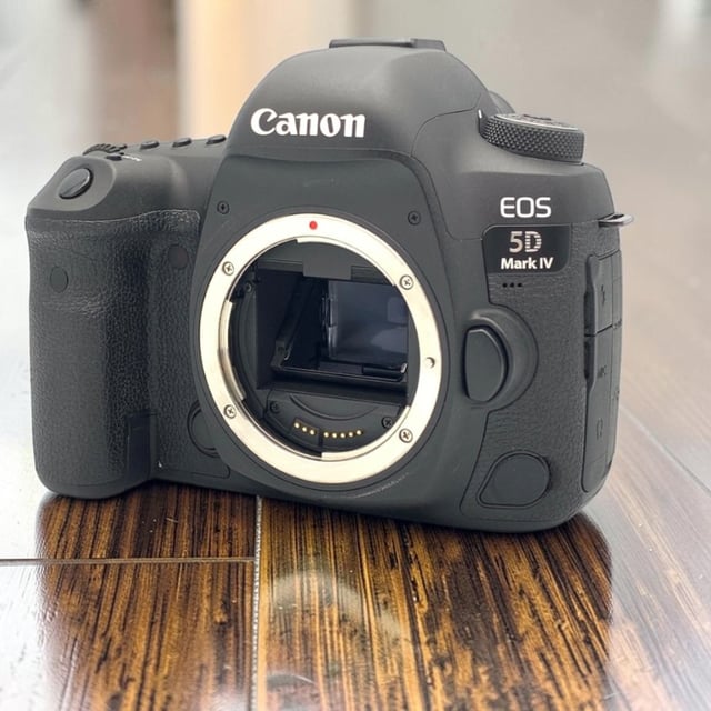 EOS 5D Mark IV ボディ