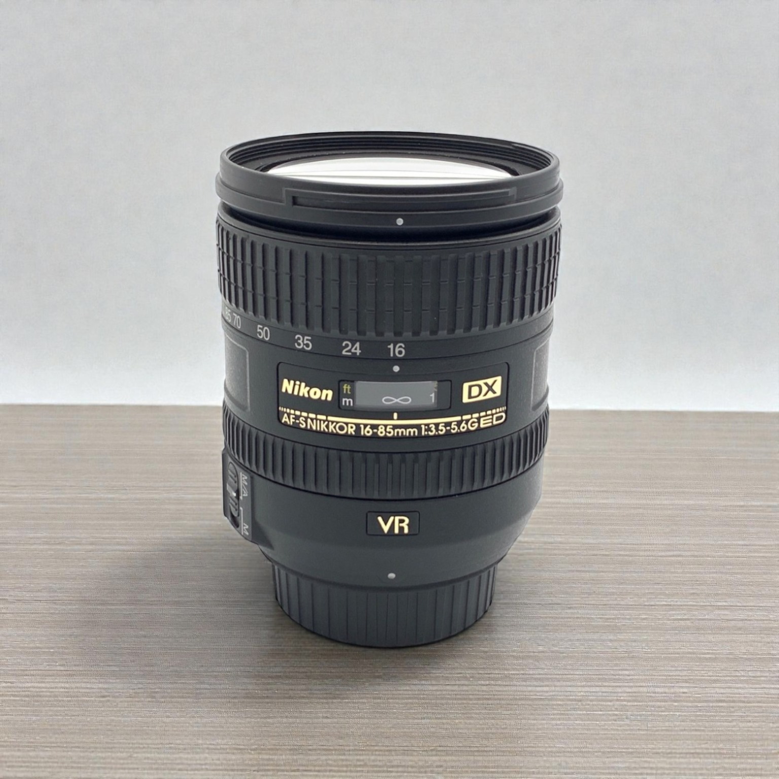 ニコン AF-S DX NIKKOR 16-85mm f/3.5-5.6G ED VRの中古 (美品