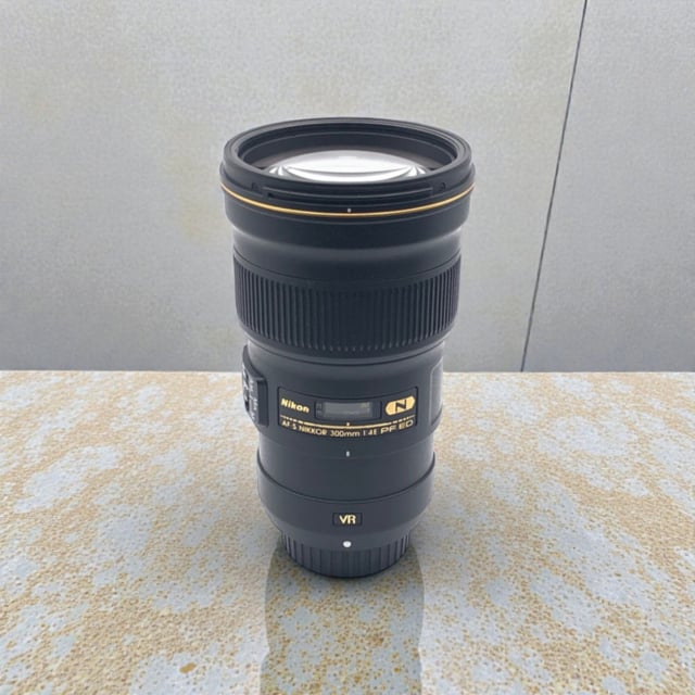 AF-S NIKKOR 300mm f/4E PF ED VR