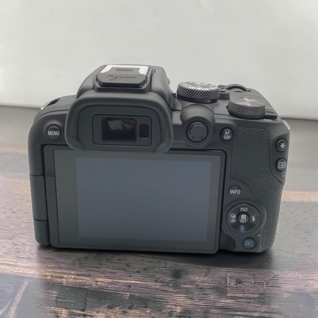 EOS R10 ボディ