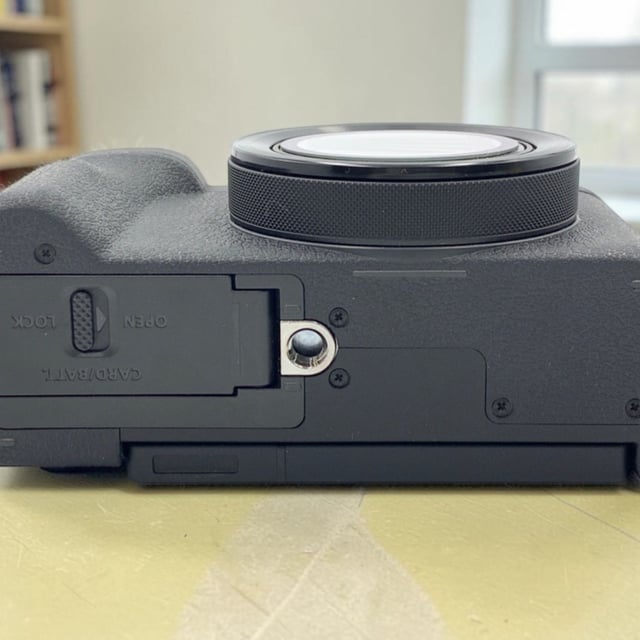 PowerShot V1
