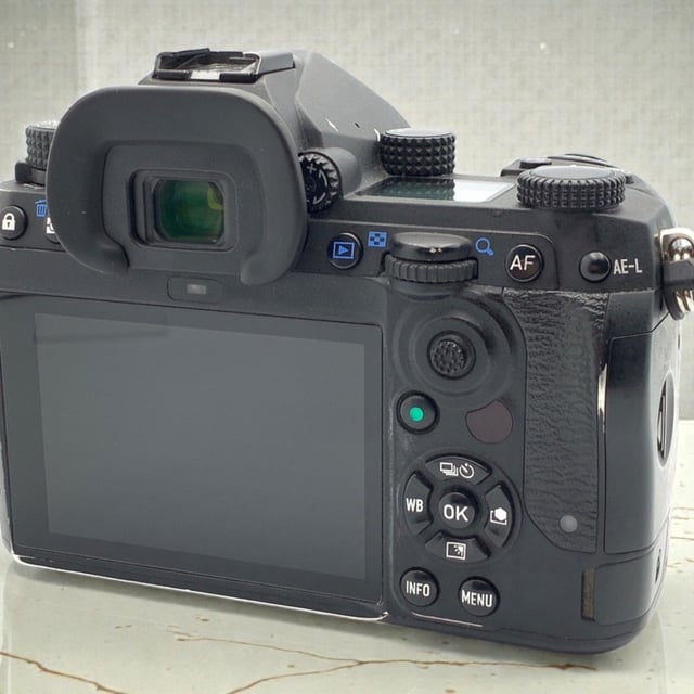 PENTAX K-3 Mark III ボディ "ブラック"