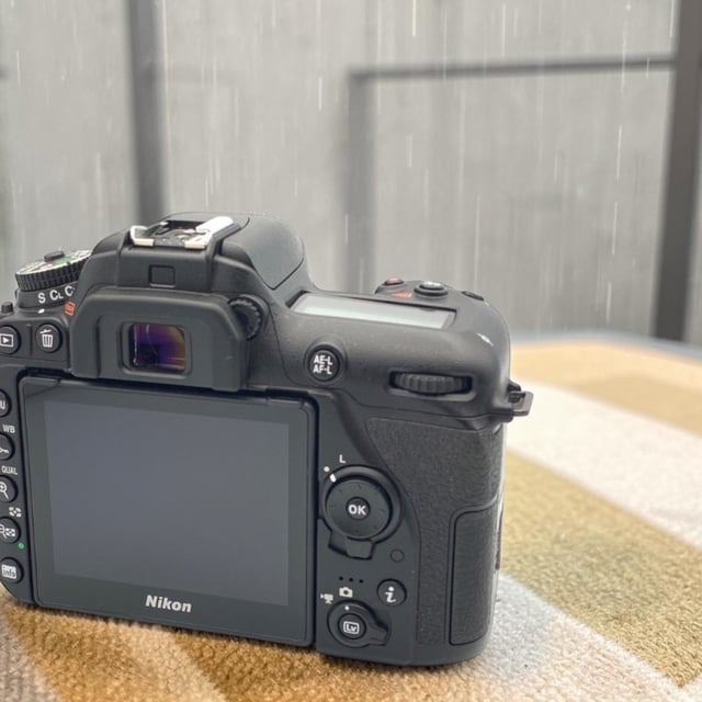 D7500 ボディ