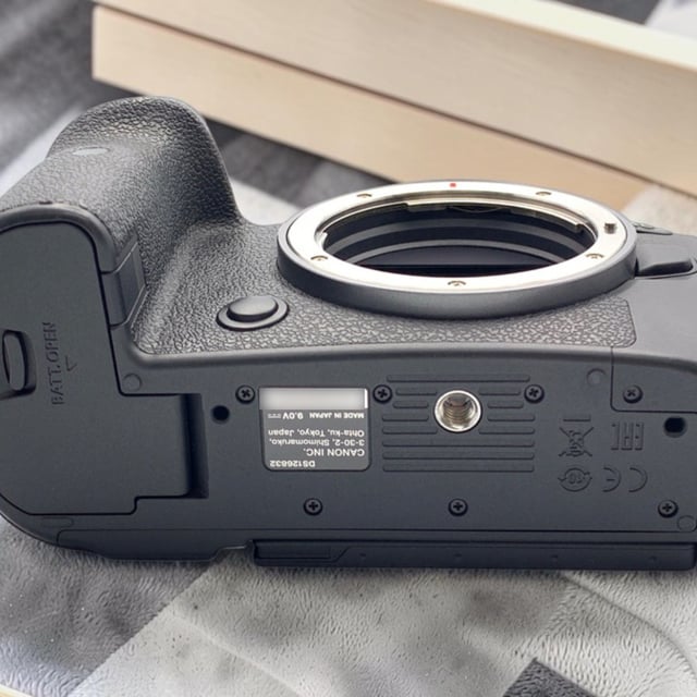 EOS R6 ボディ