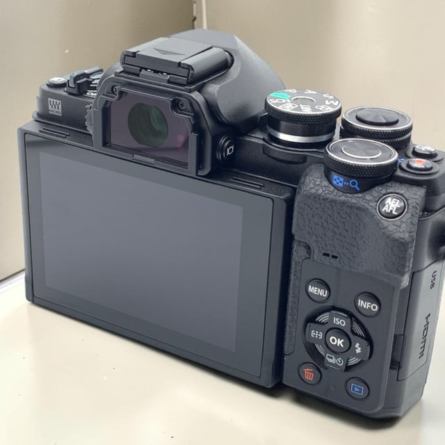 OM-D E-M10 Mark IV ボディ "ブラック"