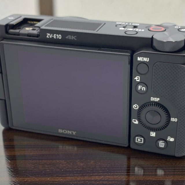 VLOGCAM ZV-E10 ボディ "ブラック"