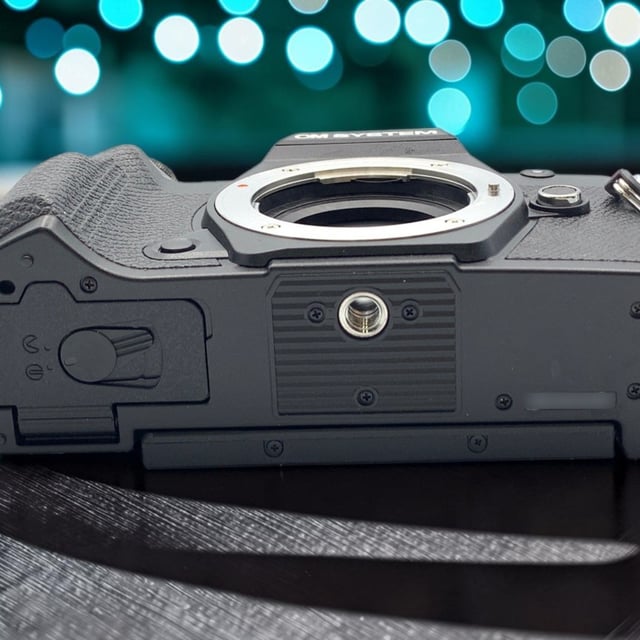 OM-5 Mark II ボディ "ブラック"
