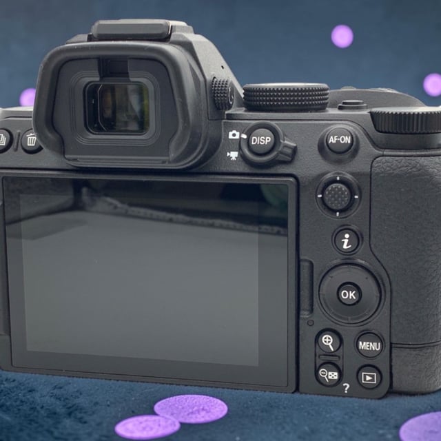Z5II ボディ