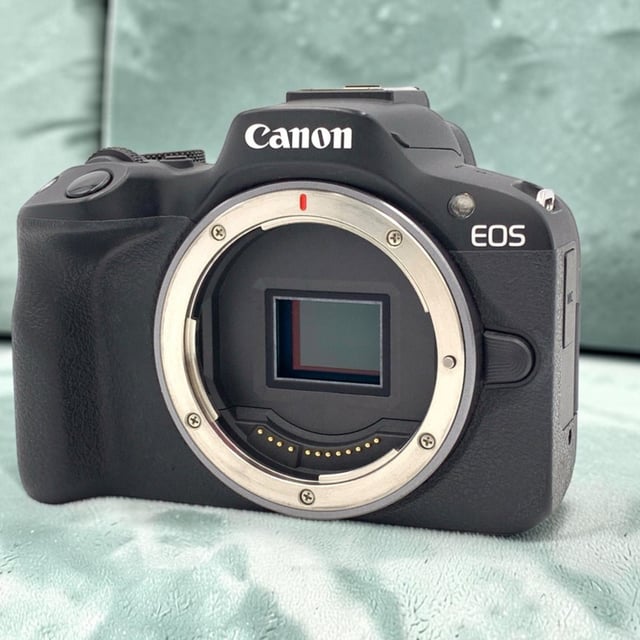 EOS R50 ボディ "ブラック"