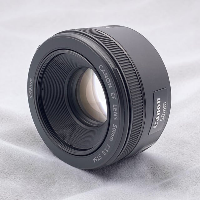EF 50mm F1.8 STM