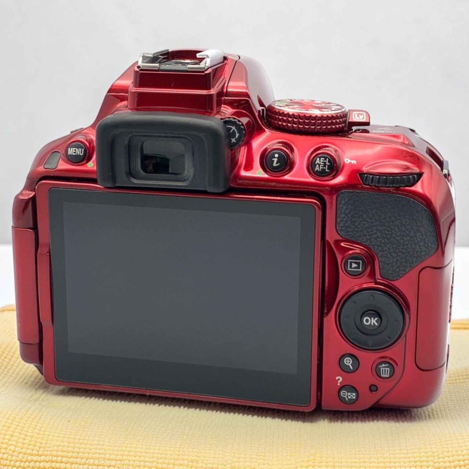 ニコン D5300 ボディの中古 (良品)・¥27,230 by とまれ | みんなのカメラ